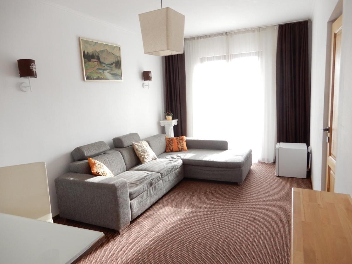 Rhc Royal Hotel Nagyvárad Kültér fotó