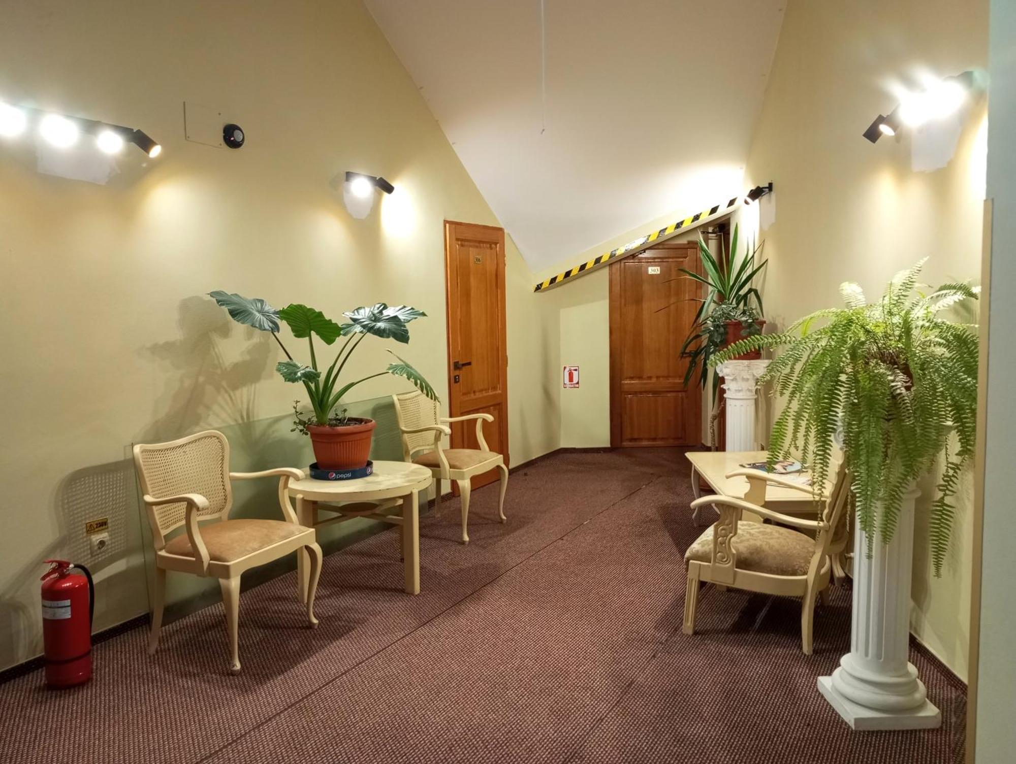 Rhc Royal Hotel Nagyvárad Kültér fotó